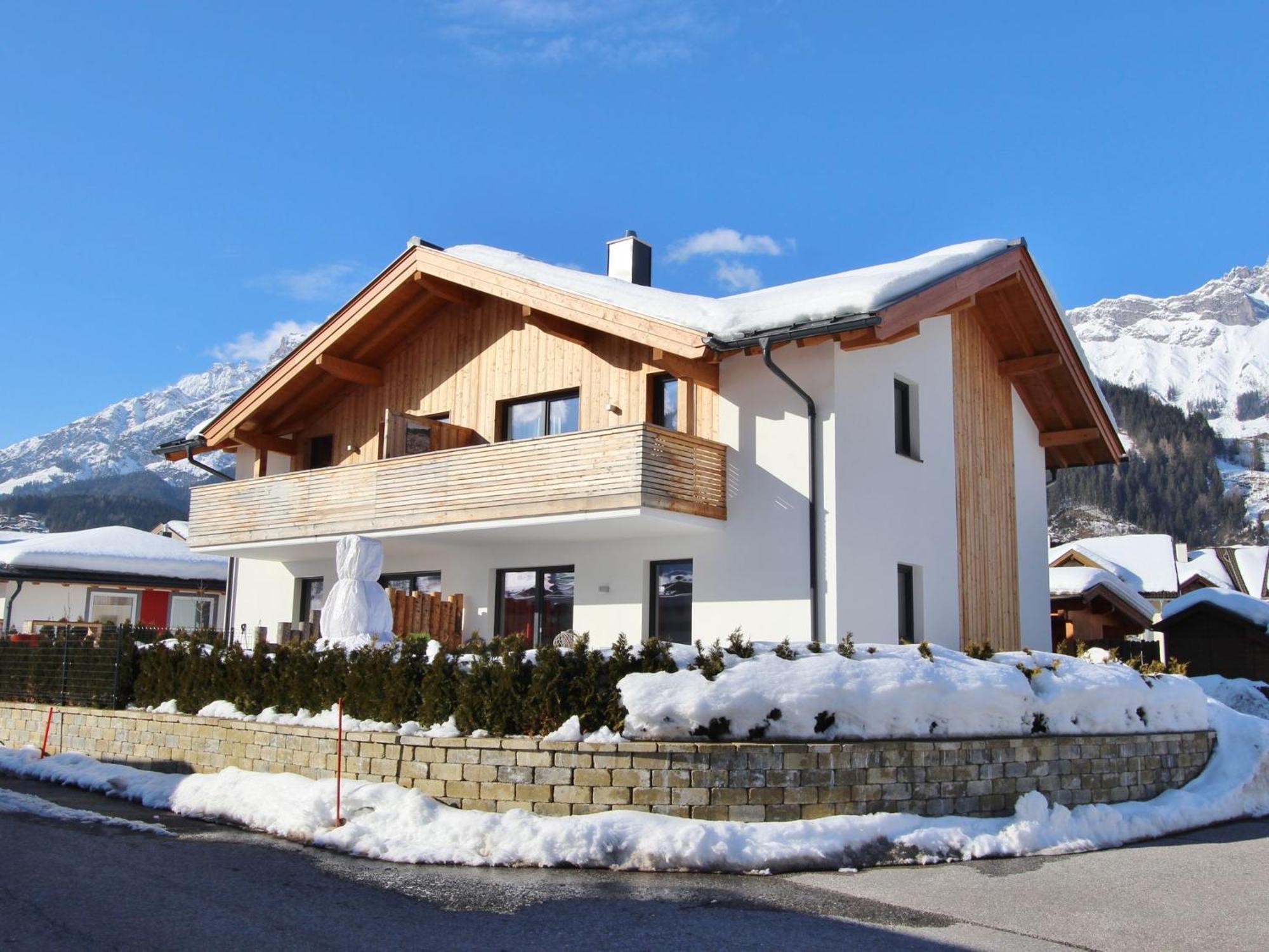 Modern Holiday Home In Leogang With Private Sauna ภายนอก รูปภาพ