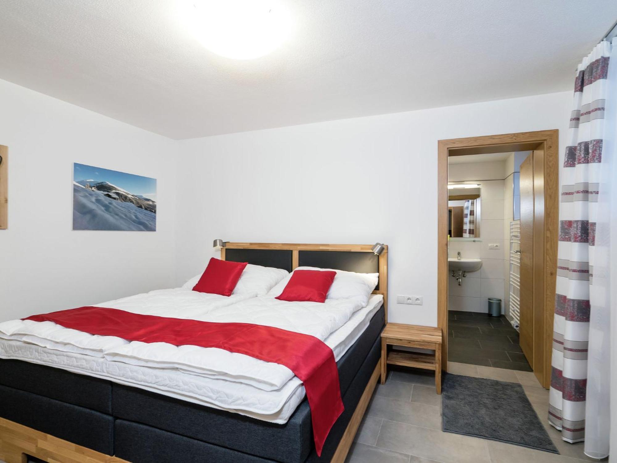 Modern Holiday Home In Leogang With Private Sauna ภายนอก รูปภาพ